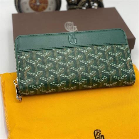 women's goyard wallet